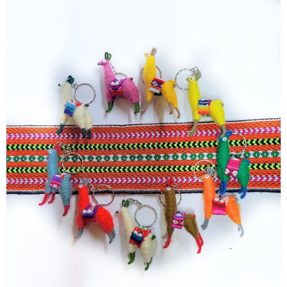 20 Llama keychain handmade in Peru, Llama Alpaca Keychain